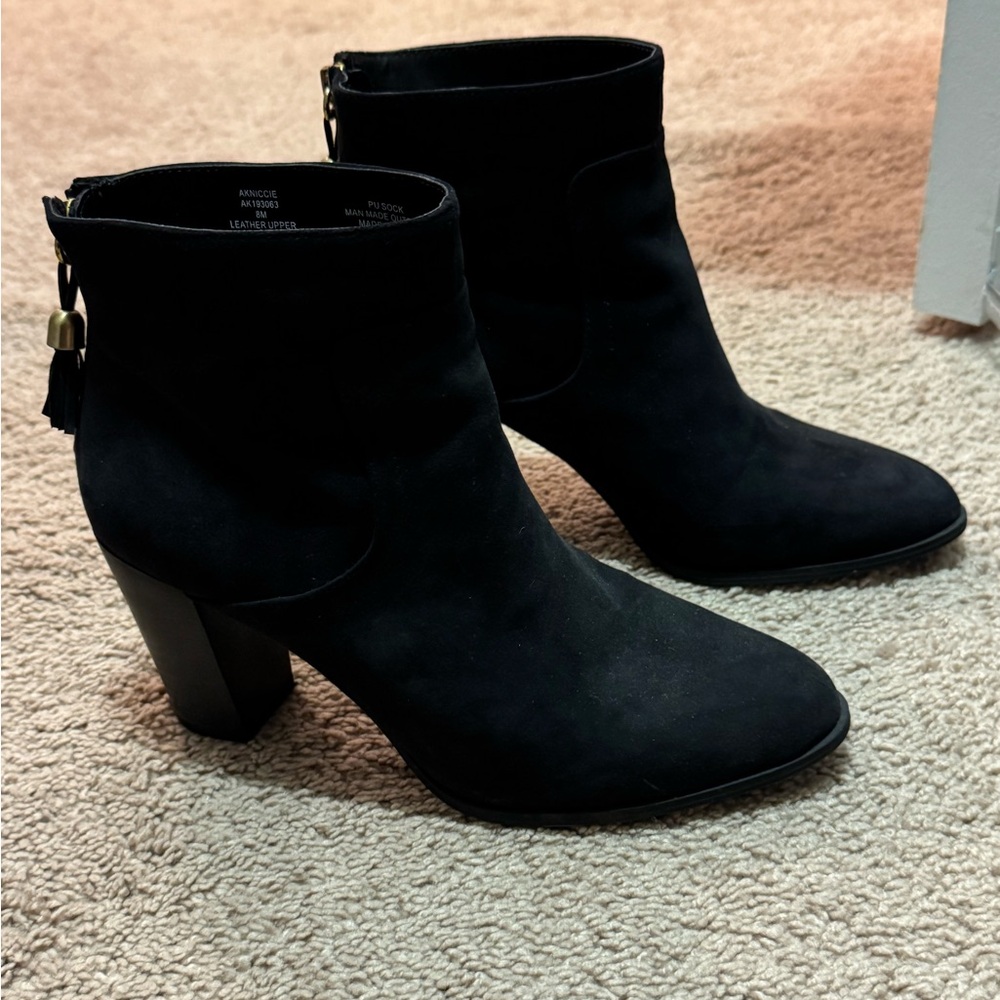Anne Klein suede black booties size 8 rarely worn